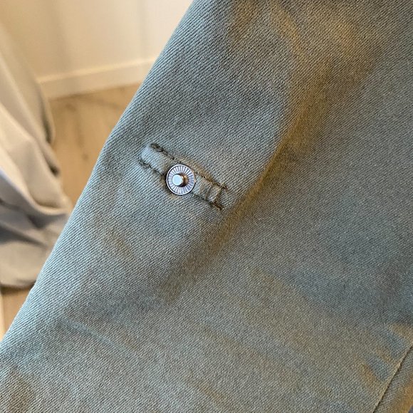 Slicker Style Cotton Jacket - Picture 5 of 14